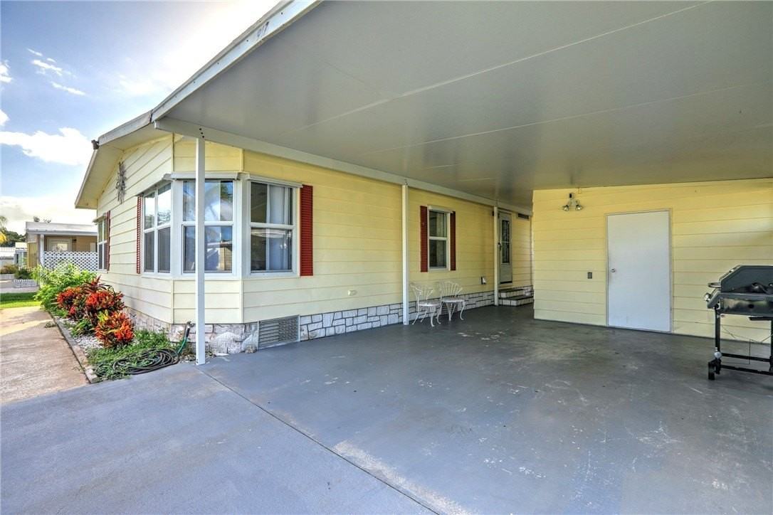 917 Cypress St - Photo 5 of 35