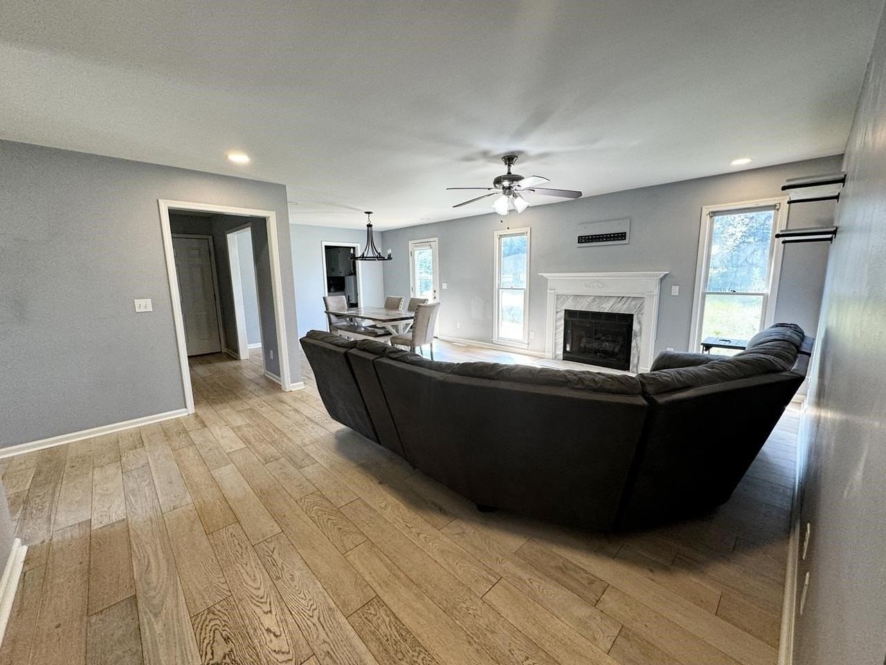 181 Saddlebrook Way - Photo 3 of 15