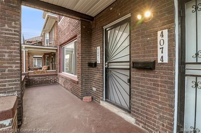 4074 Virginia Park St - Photo 2 of 21