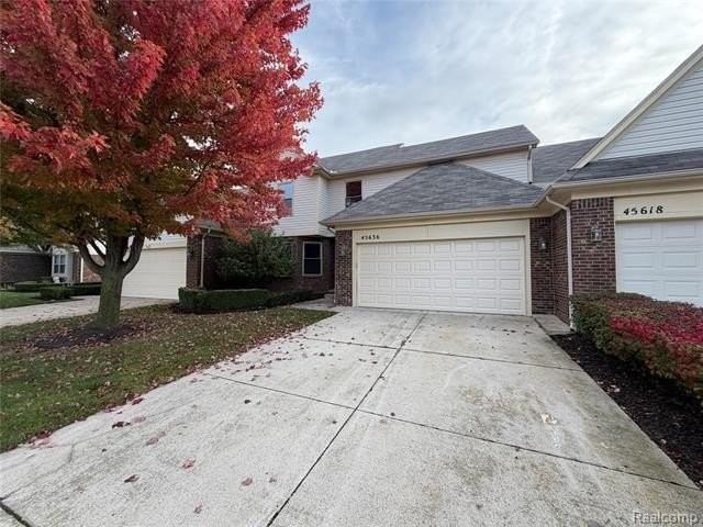 45636 Limerick Dr - Photo 2 of 19