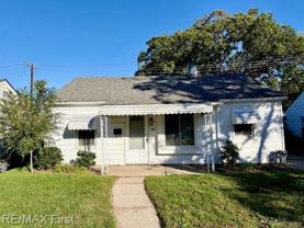 402 Kensington Ave - Photo 1 of 1