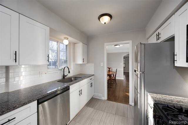 20701 Toles Ln - Photo 7 of 29