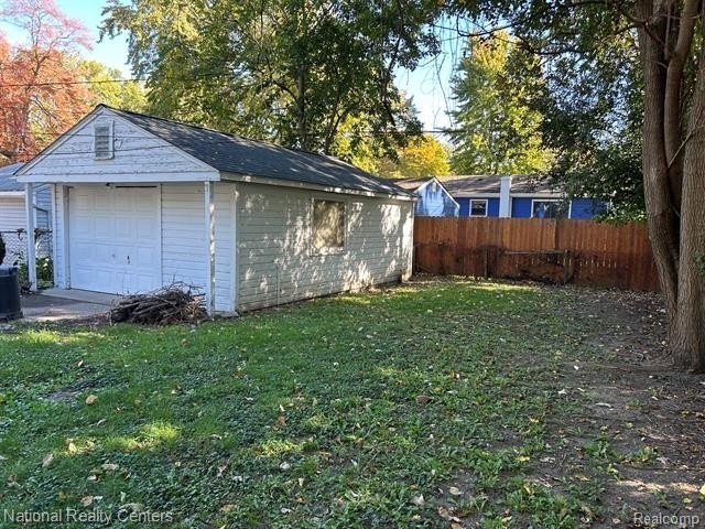 27908 Wrenson St - Photo 4 of 14