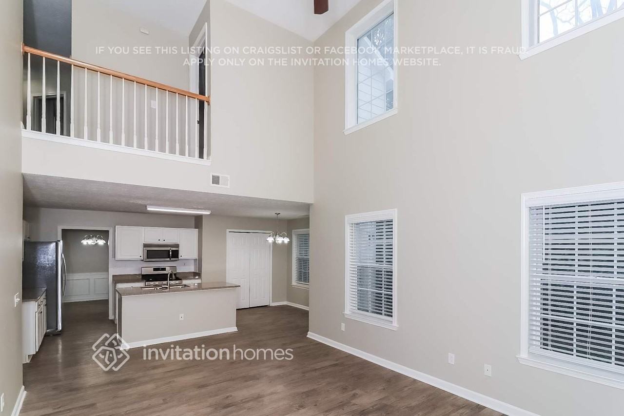 3618 Bancroft Main Nw - Photo 6 of 21