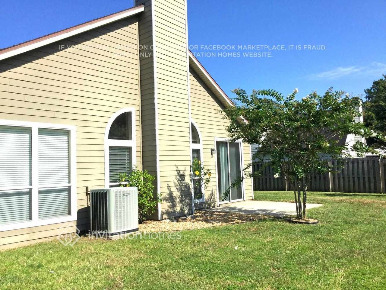 14092 Summer Breeze Dr - Photo 2 of 5