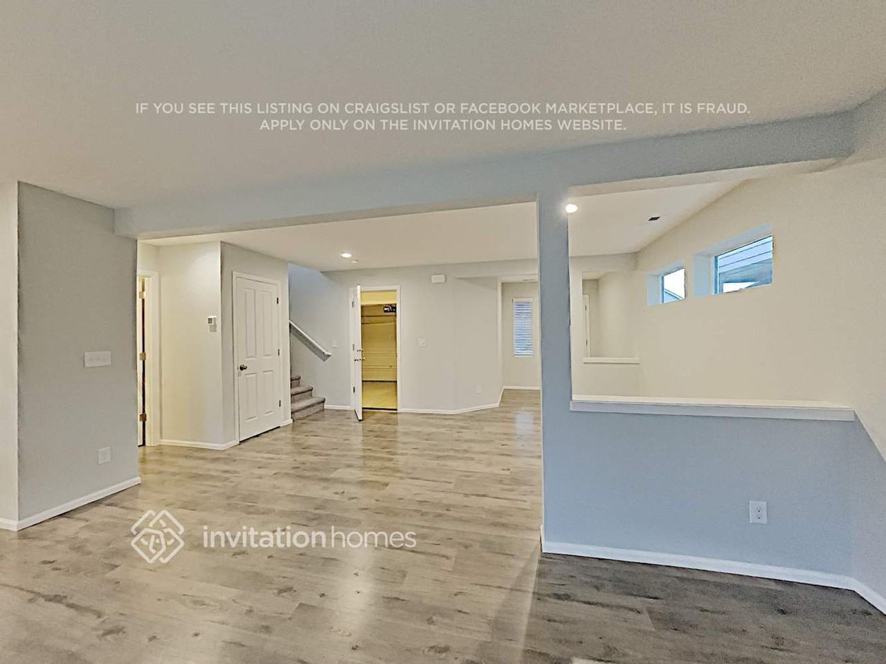 10520 189th St E - Photo 6 of 17