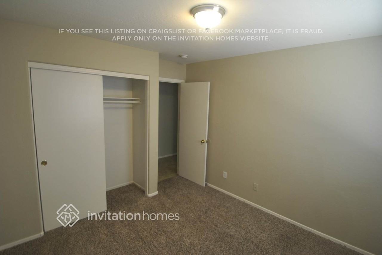 15134 W Woodlands Ave - Photo 6 of 12