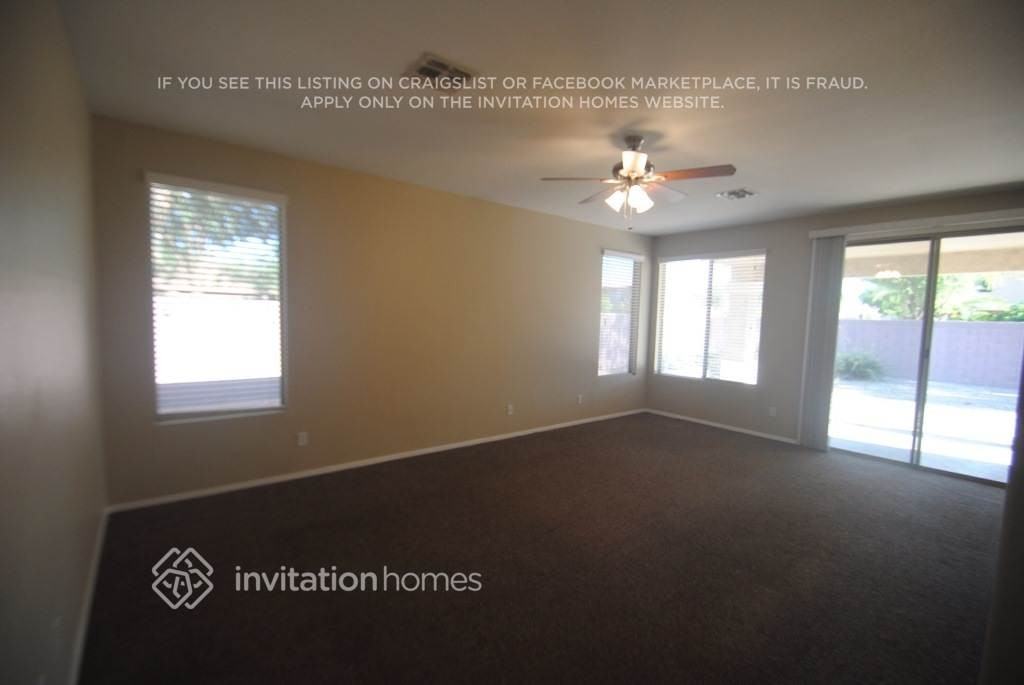 2840 E Carla Vista Dr - Photo 7 of 17
