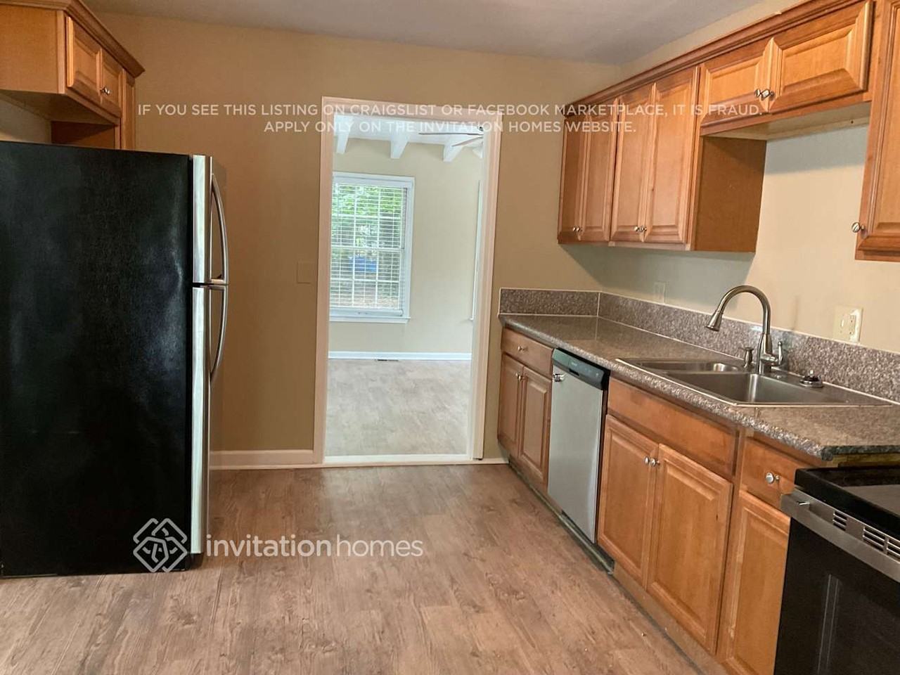 3179 Terrace Dr - Photo 5 of 16