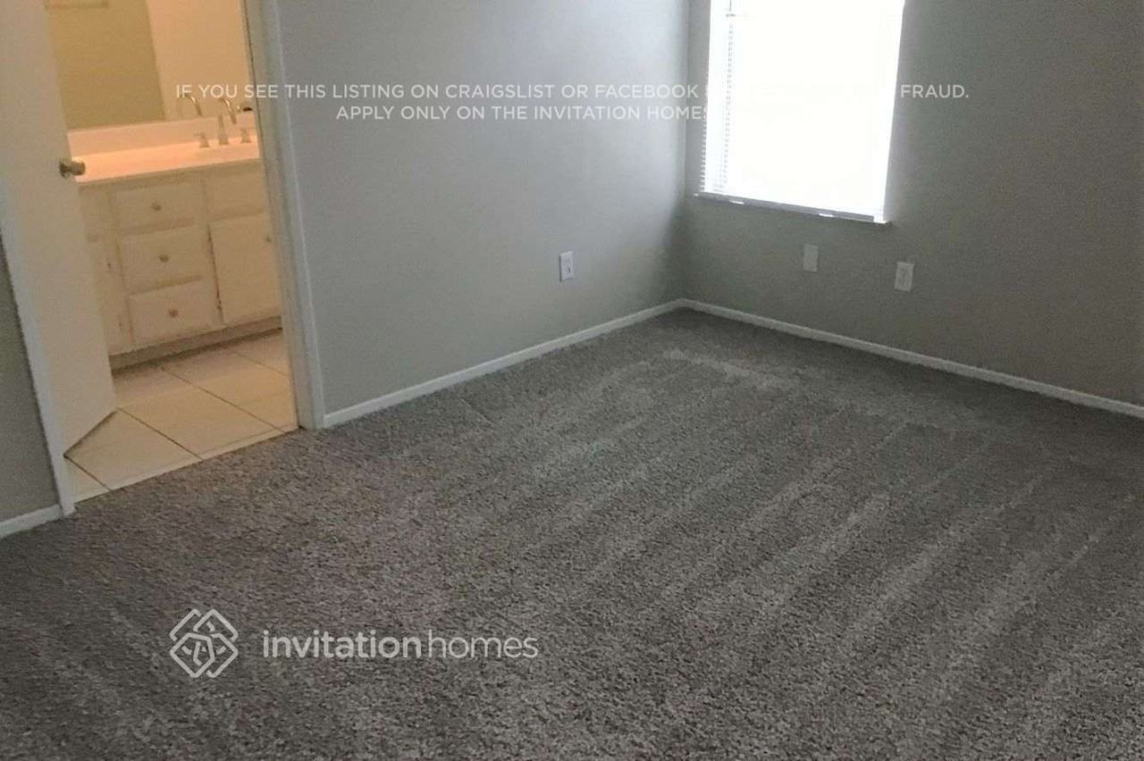 6970 Brooknoll Ave - Photo 6 of 11