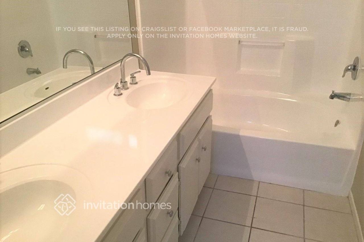 6970 Brooknoll Ave - Photo 7 of 11