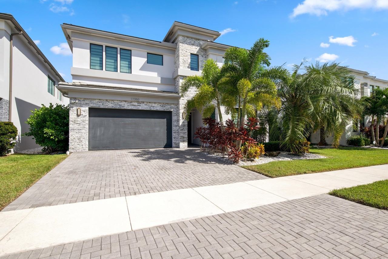 17350 Sea Blossom Way - Photo 4 of 36
