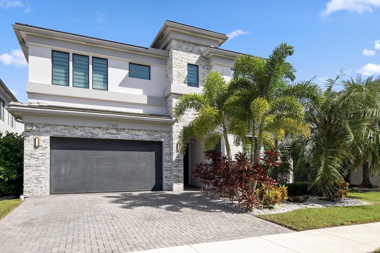 17350 Sea Blossom Way - Photo 5 of 36