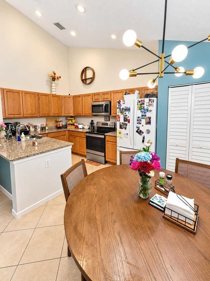 1152 Summit Trail Cir #C - Photo 7 of 25