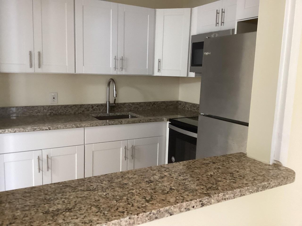 129 Hastings H - Photo 2 of 9