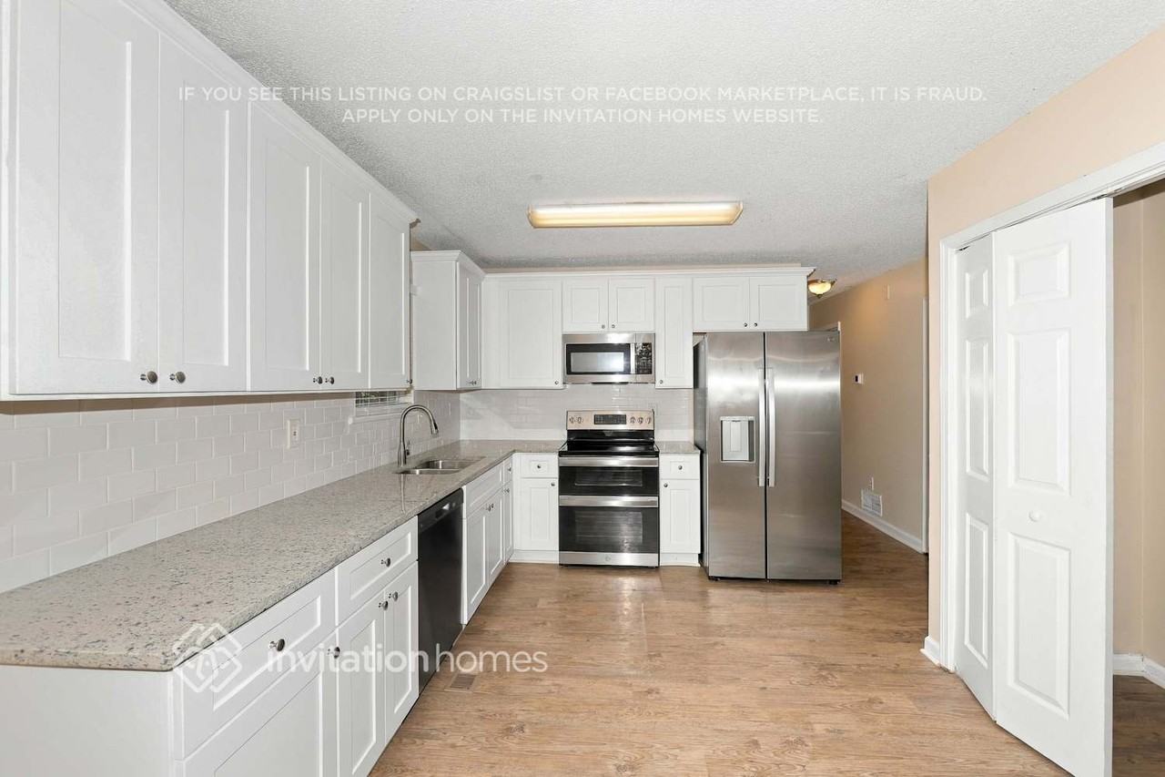 192 William Dr - Photo 6 of 17