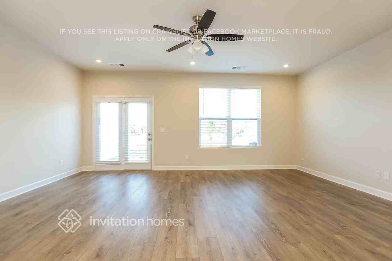 126 Fister Dr - Photo 2 of 16