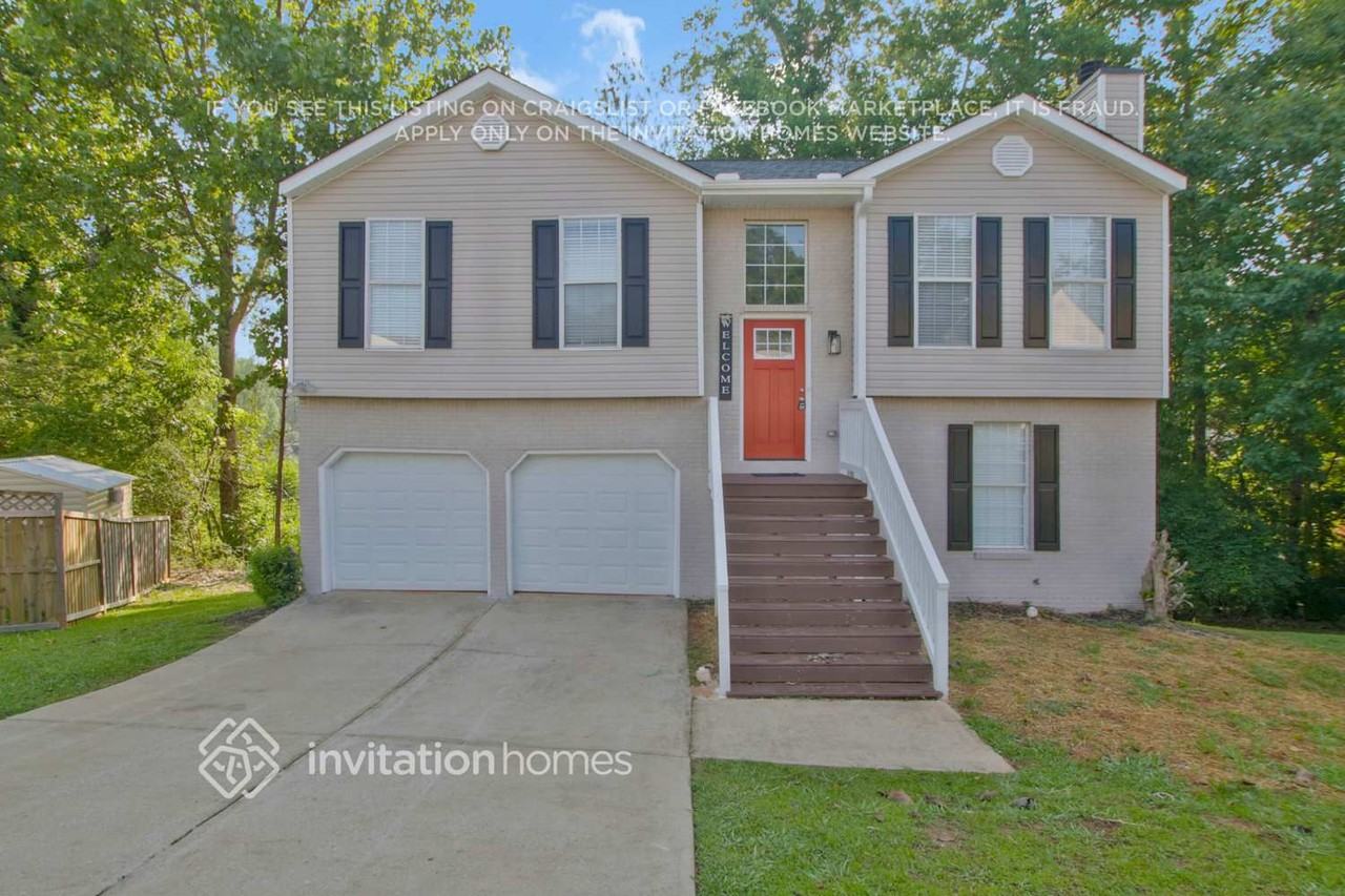 6486 Alford Cir - Photo 2 of 26