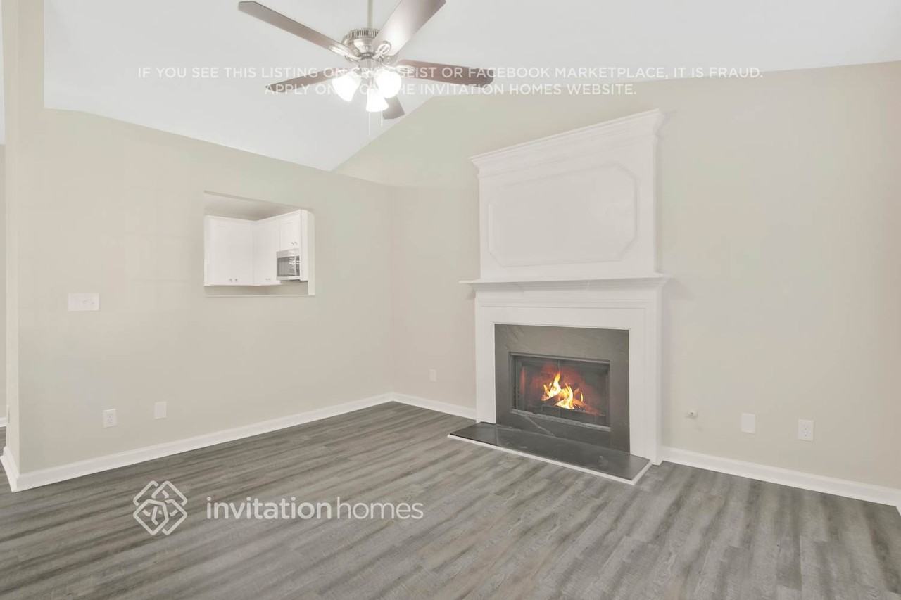6486 Alford Cir - Photo 4 of 26