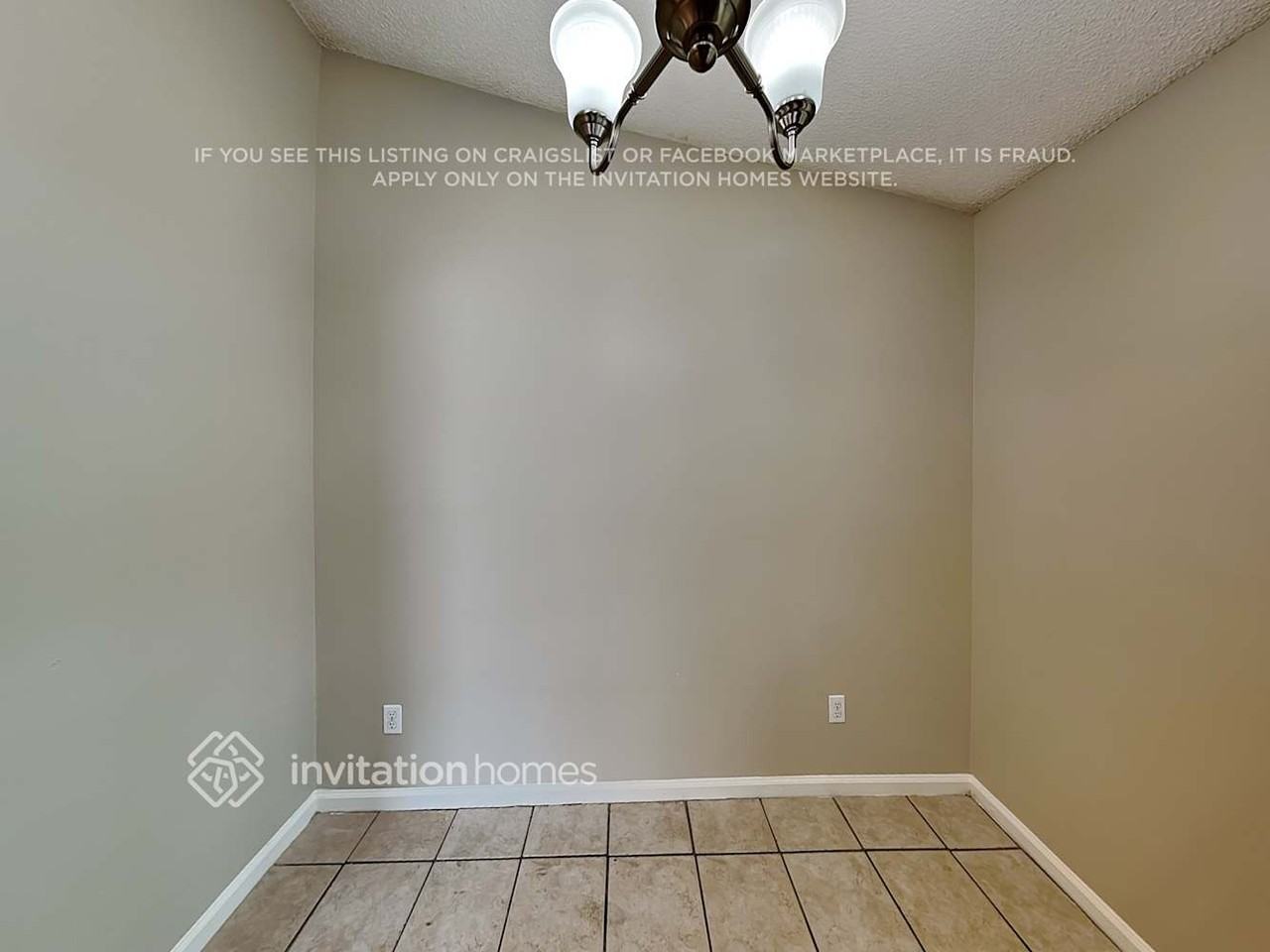 3305 Guernsey Ct - Photo 4 of 12
