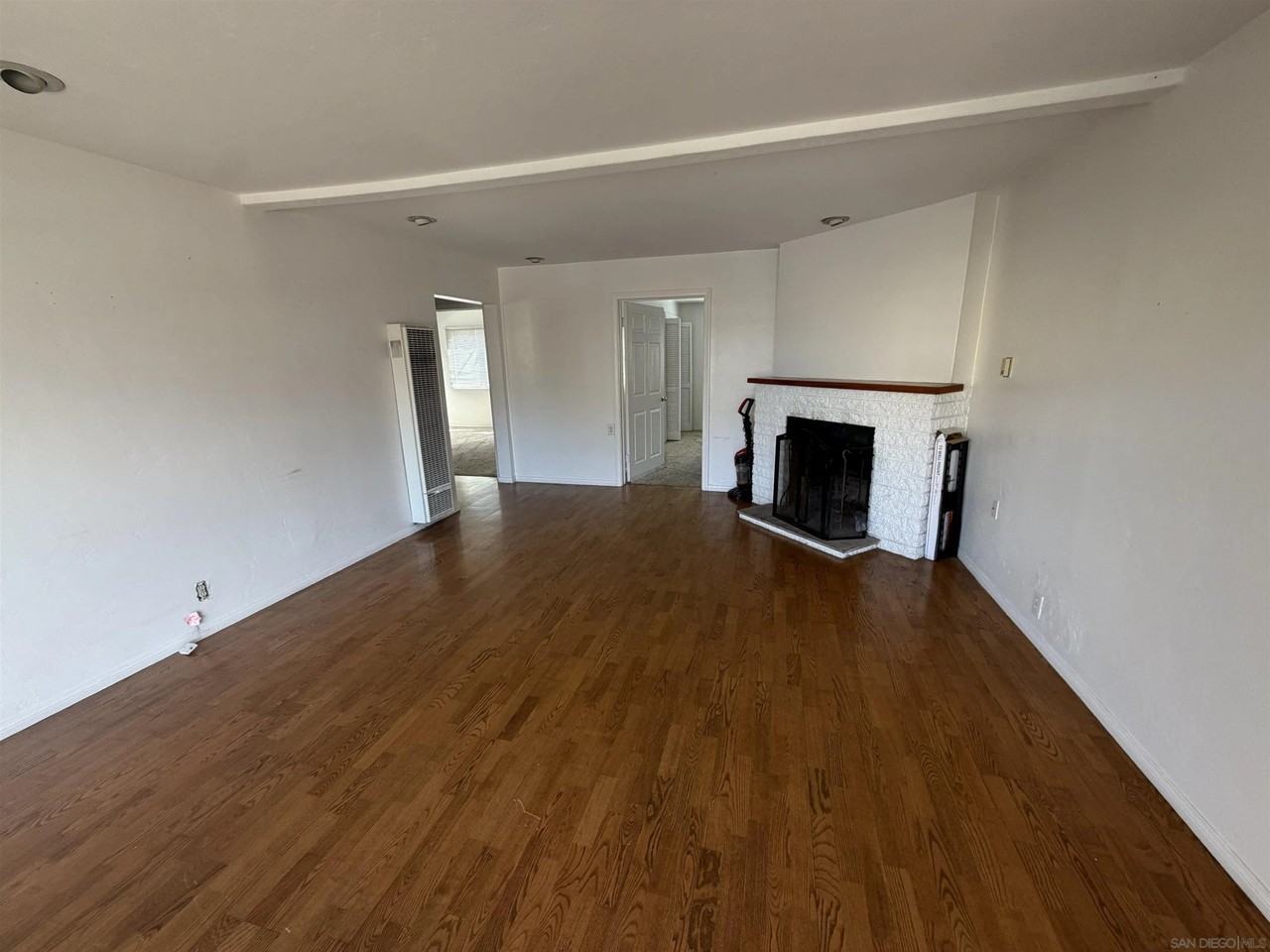 4115 Haines St - Photo 2 of 23