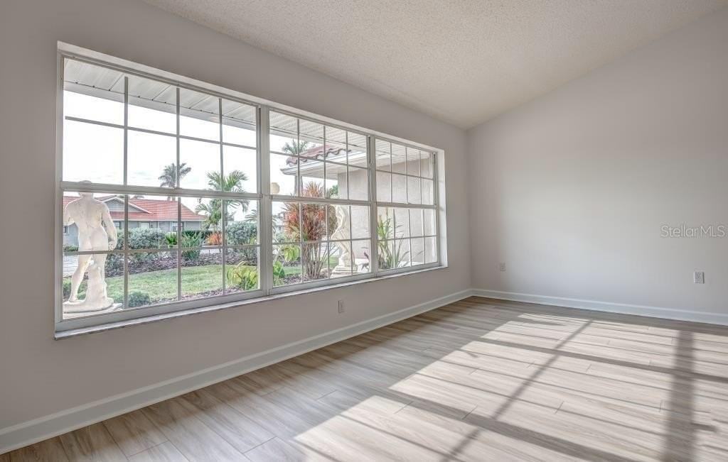 12 Brentwood Ln - Photo 6 of 36