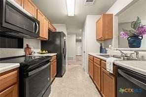 303 Liberty St - Photo 3 of 15