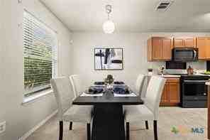 303 Liberty St - Photo 4 of 15