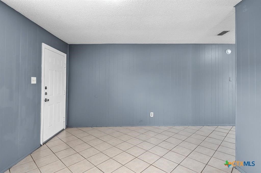 1611 Jones St - Photo 7 of 7