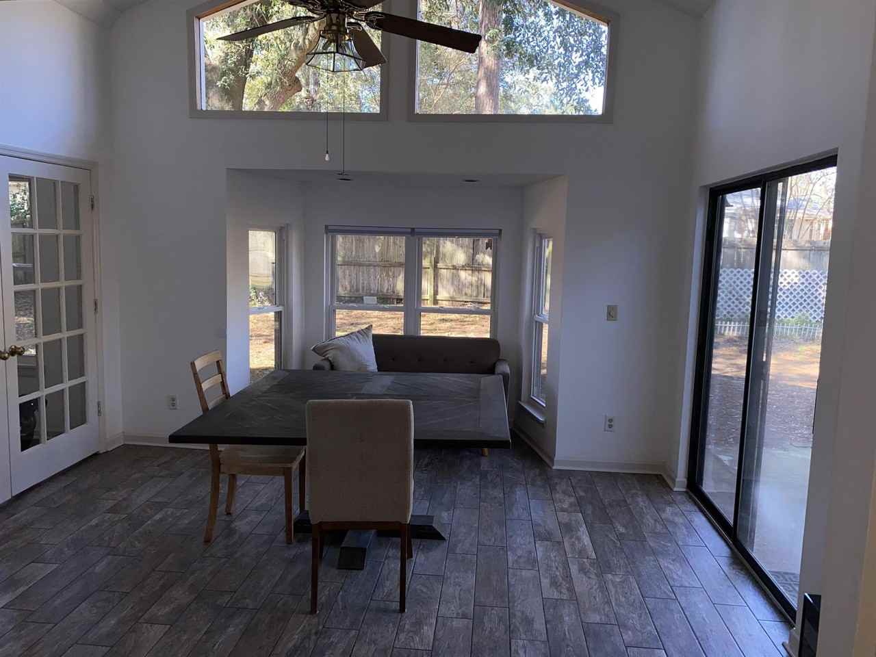 728 Lupine Ln - Photo 3 of 19