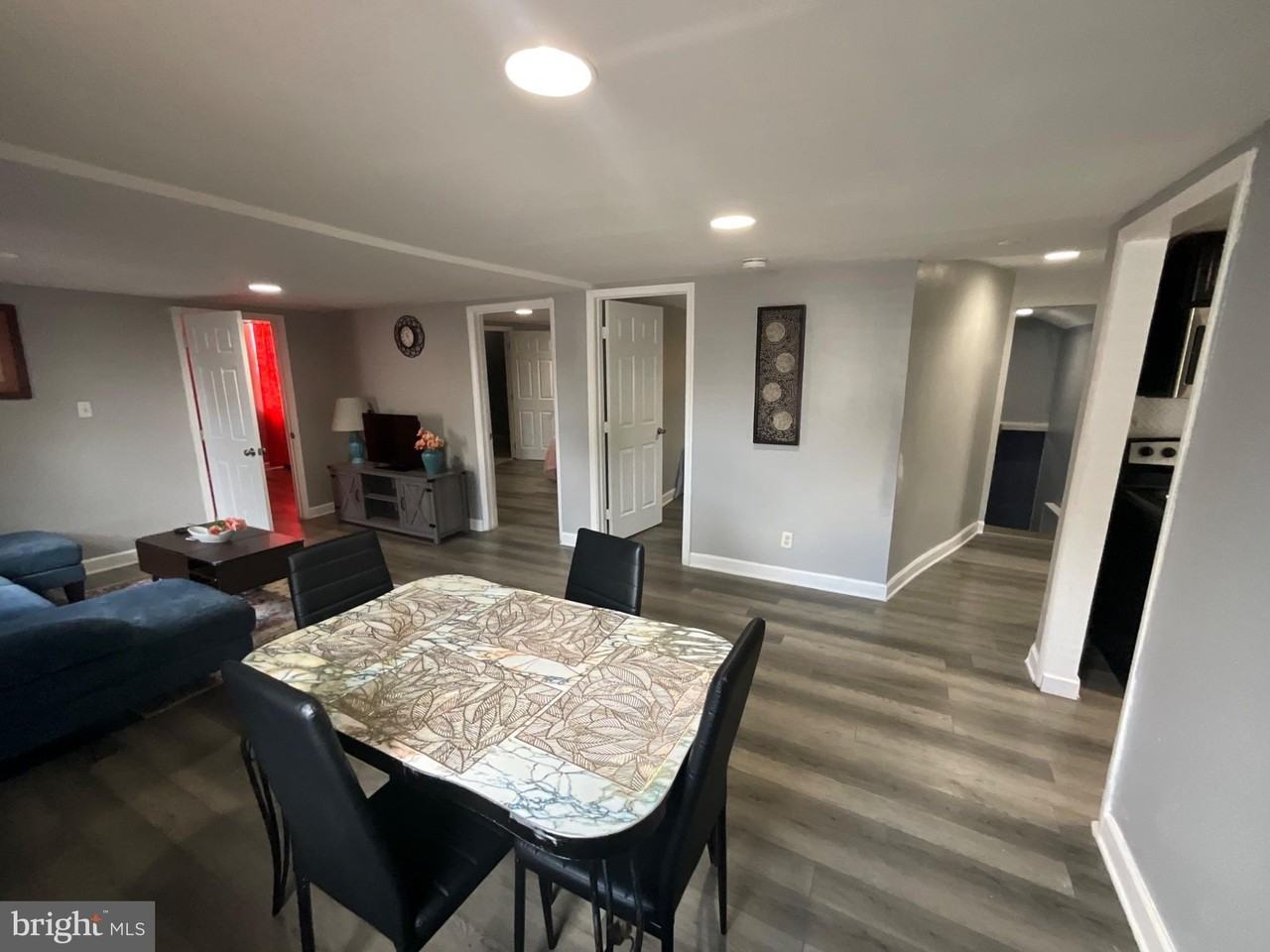 4009 Elderon Ave #2 - Photo 5 of 26