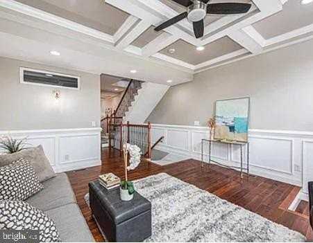 1068 W Fayette St - Photo 5 of 32