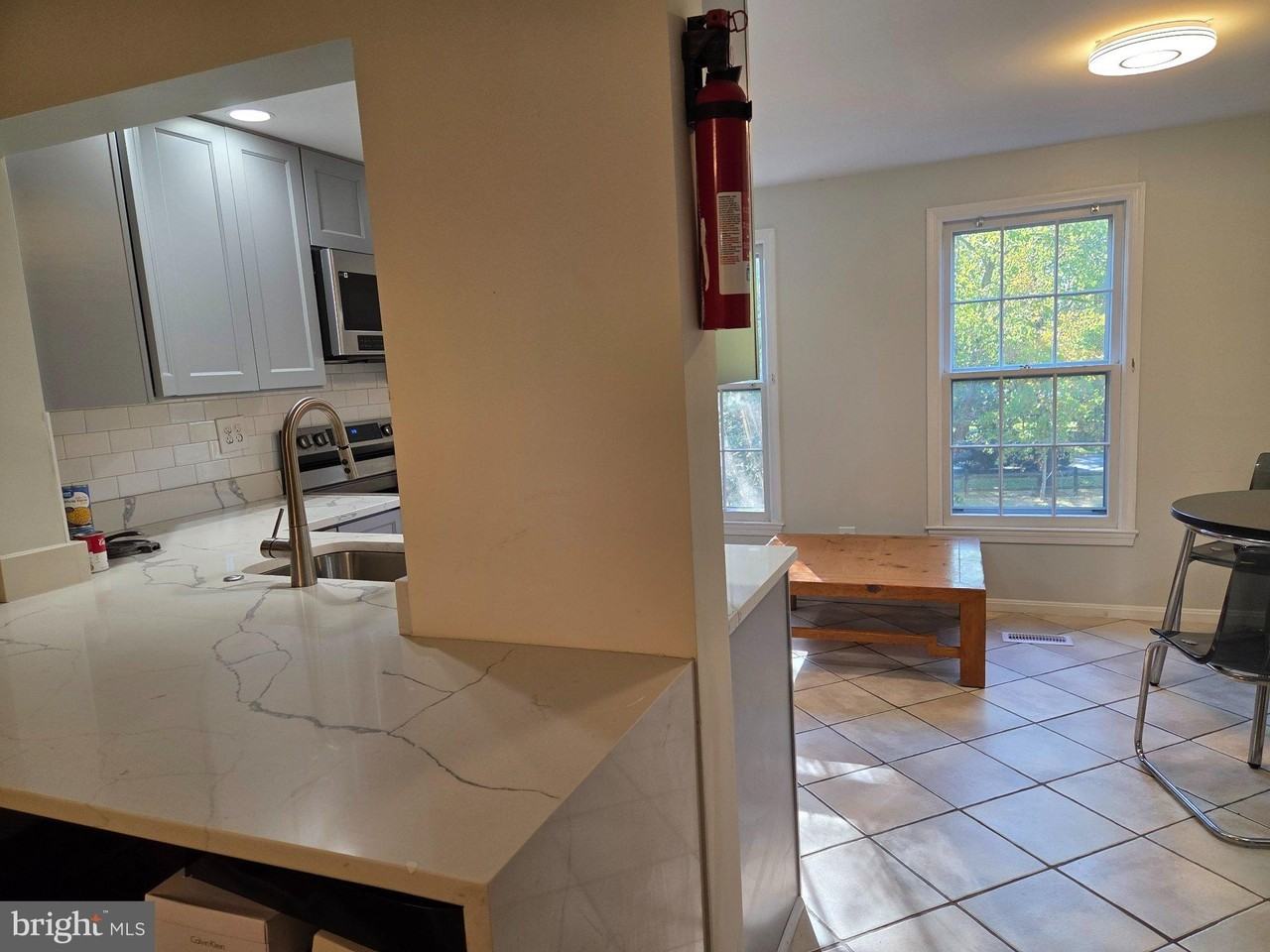 20514 Sterncroft Ct - Photo 4 of 19