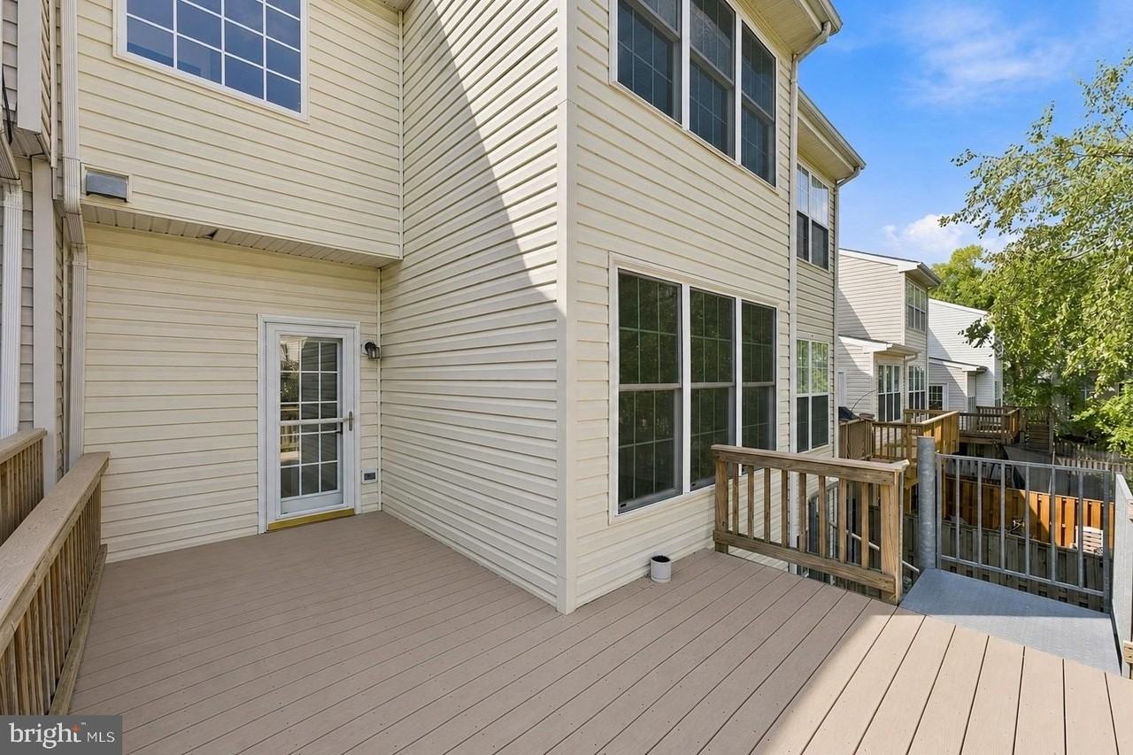 45556 Lake Haven Ter - Photo 5 of 7