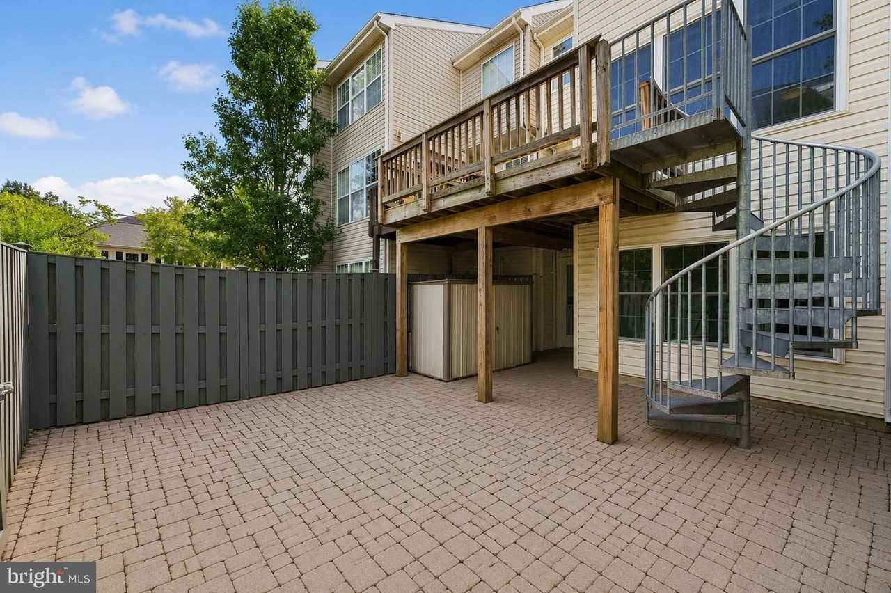 45556 Lake Haven Ter - Photo 6 of 7