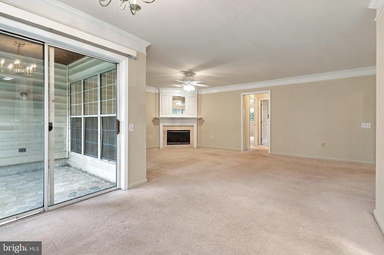 8206 Winstead Pl #102 - Photo 5 of 22