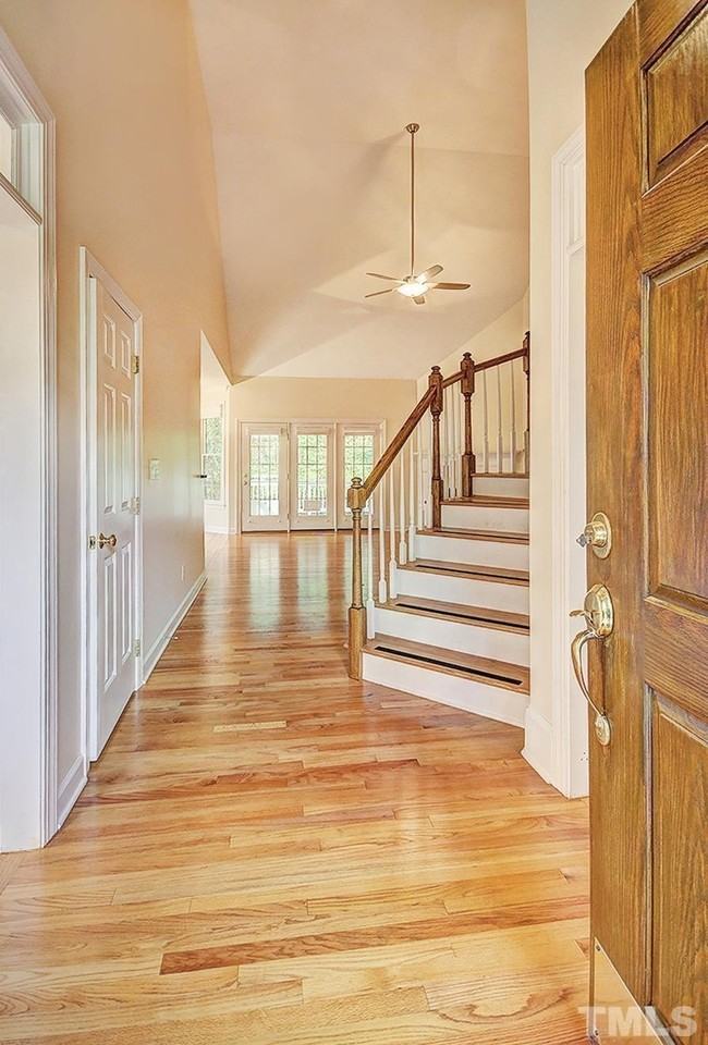 5215 Tahoe Dr - Photo 6 of 37
