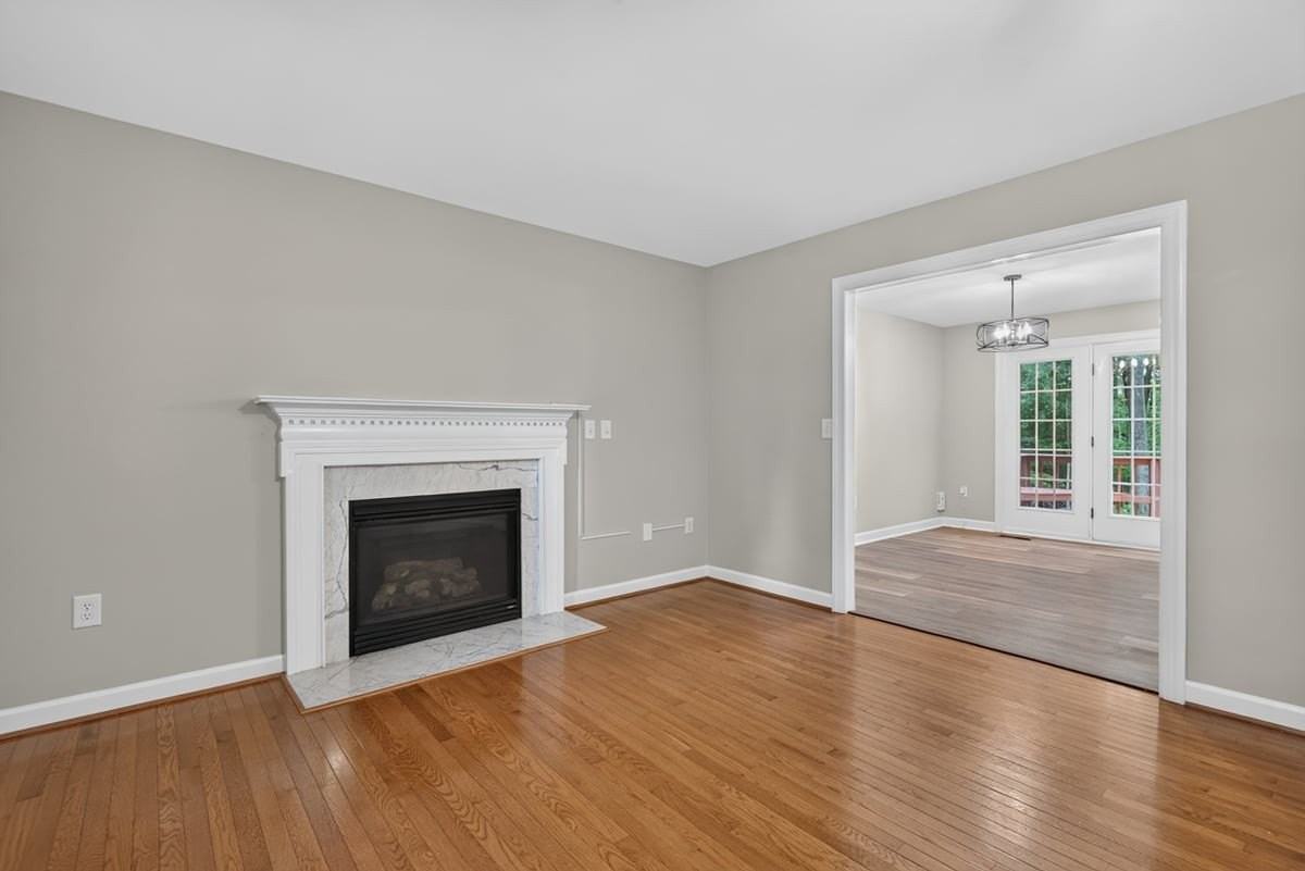 2315 Red Oak Ct - Photo 7 of 44