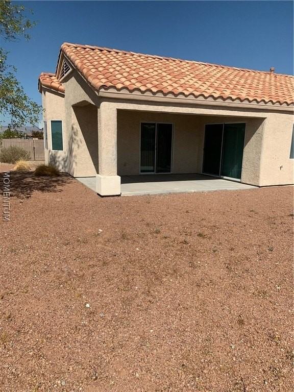 2421 Stardust Dr - Photo 2 of 17