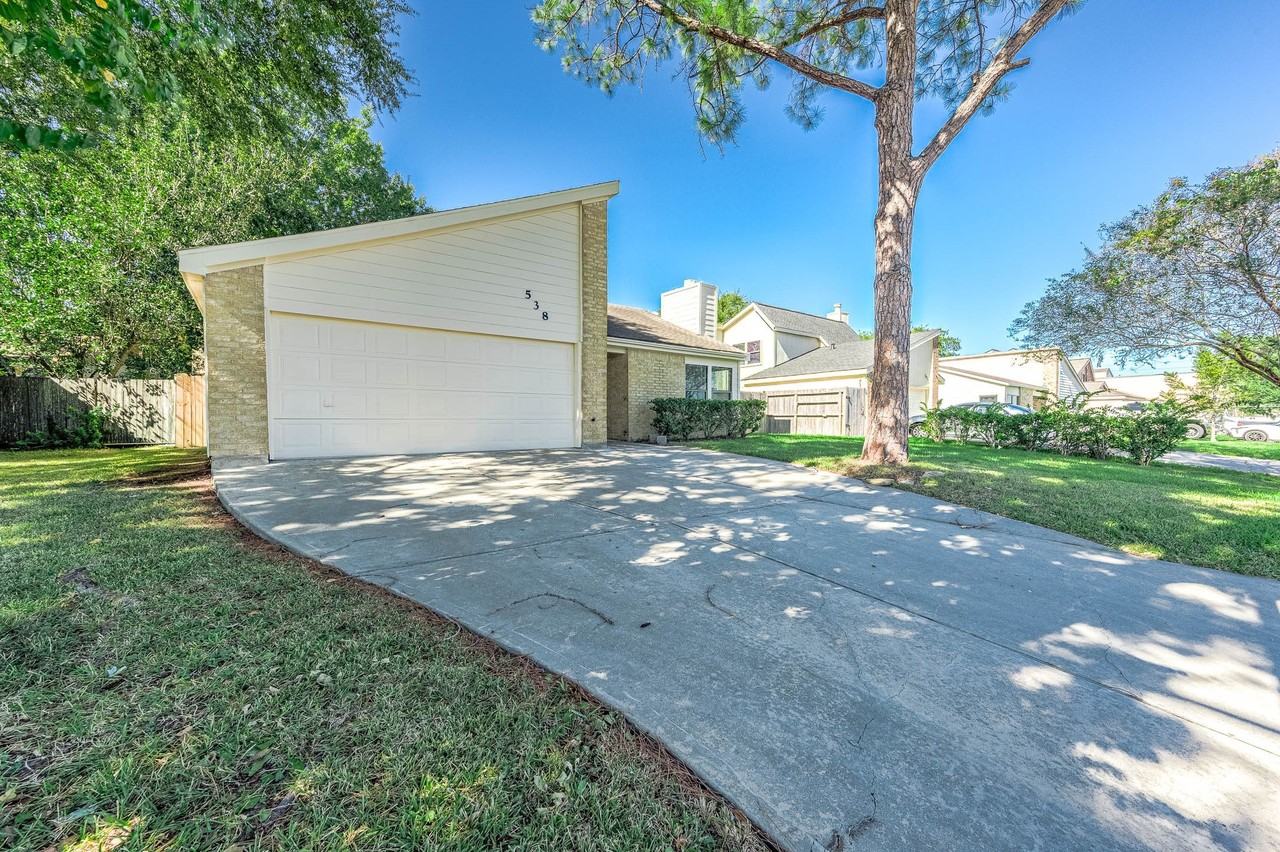 538 Shady Dale Dr - Photo 2 of 27