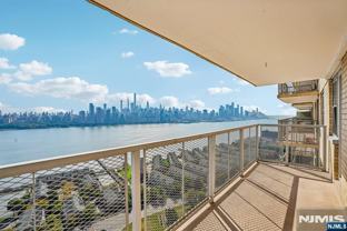 6600 Boulevard East 17 N - Photo 1 of 1