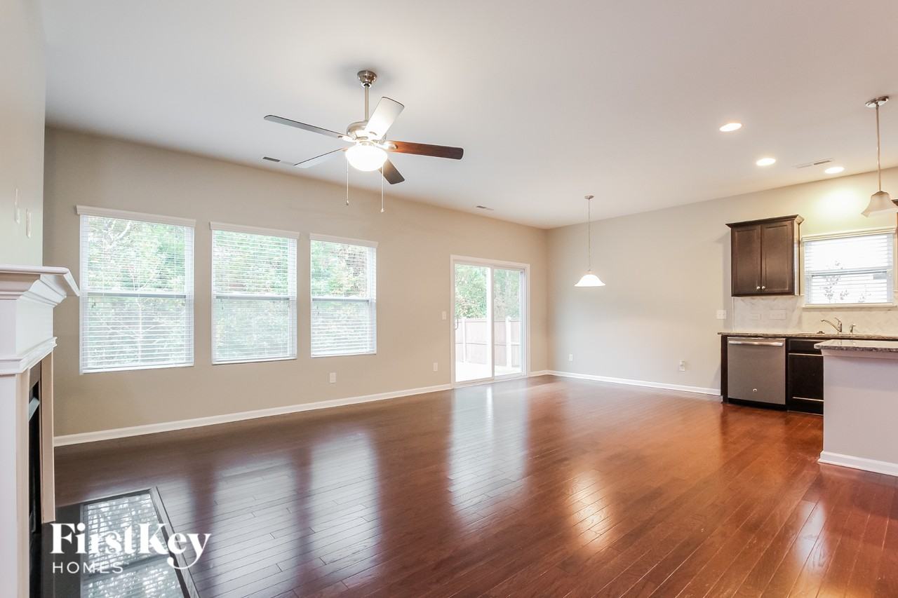 13102 Ferguson Forest Dr - Photo 2 of 15
