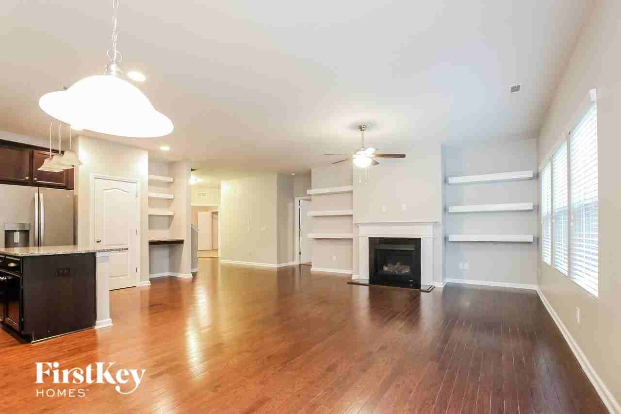 13102 Ferguson Forest Dr - Photo 3 of 15