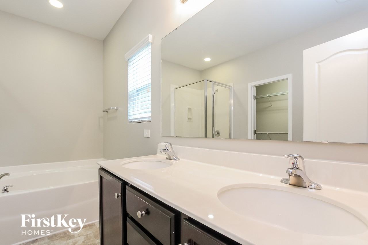 13102 Ferguson Forest Dr - Photo 7 of 15