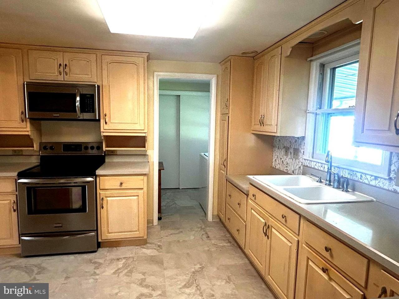 628 W Bellevue Ave - Photo 4 of 19