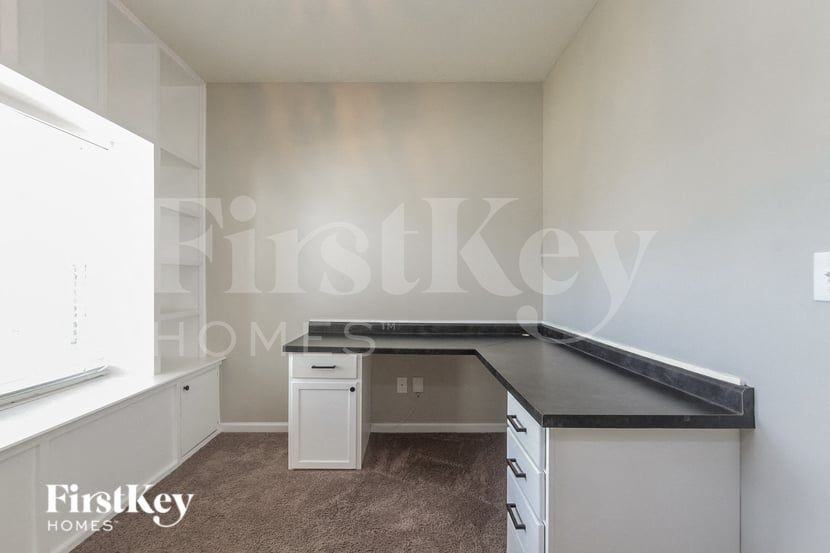 4448 Ozark Ln - Photo 5 of 15