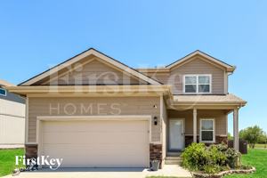 featured image of 11031 N Jefferson St