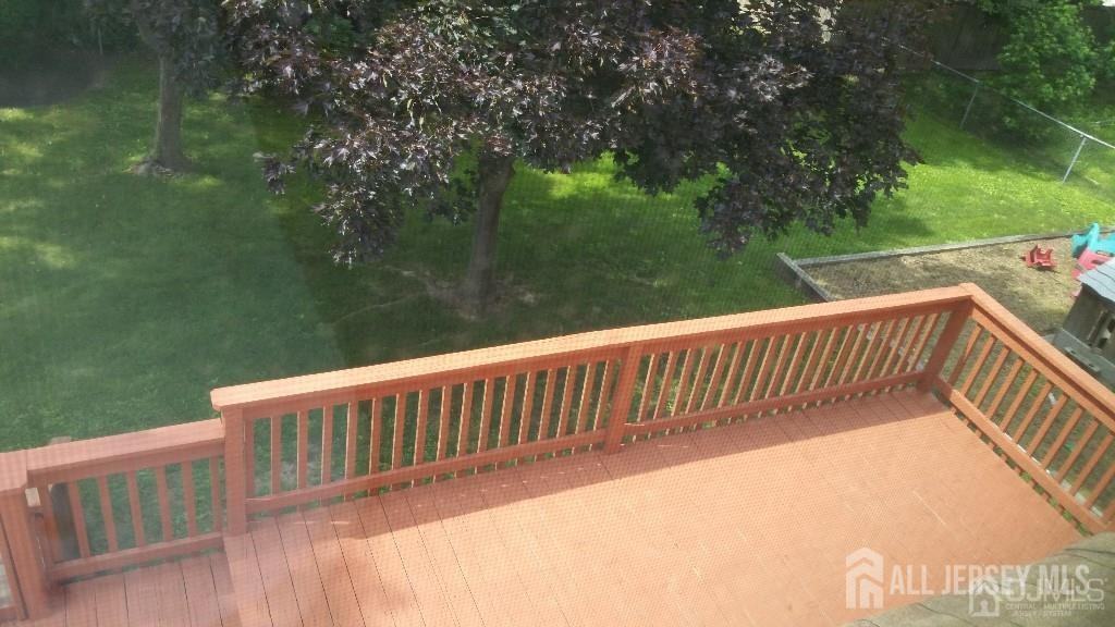 12 Nancy St - Photo 7 of 9