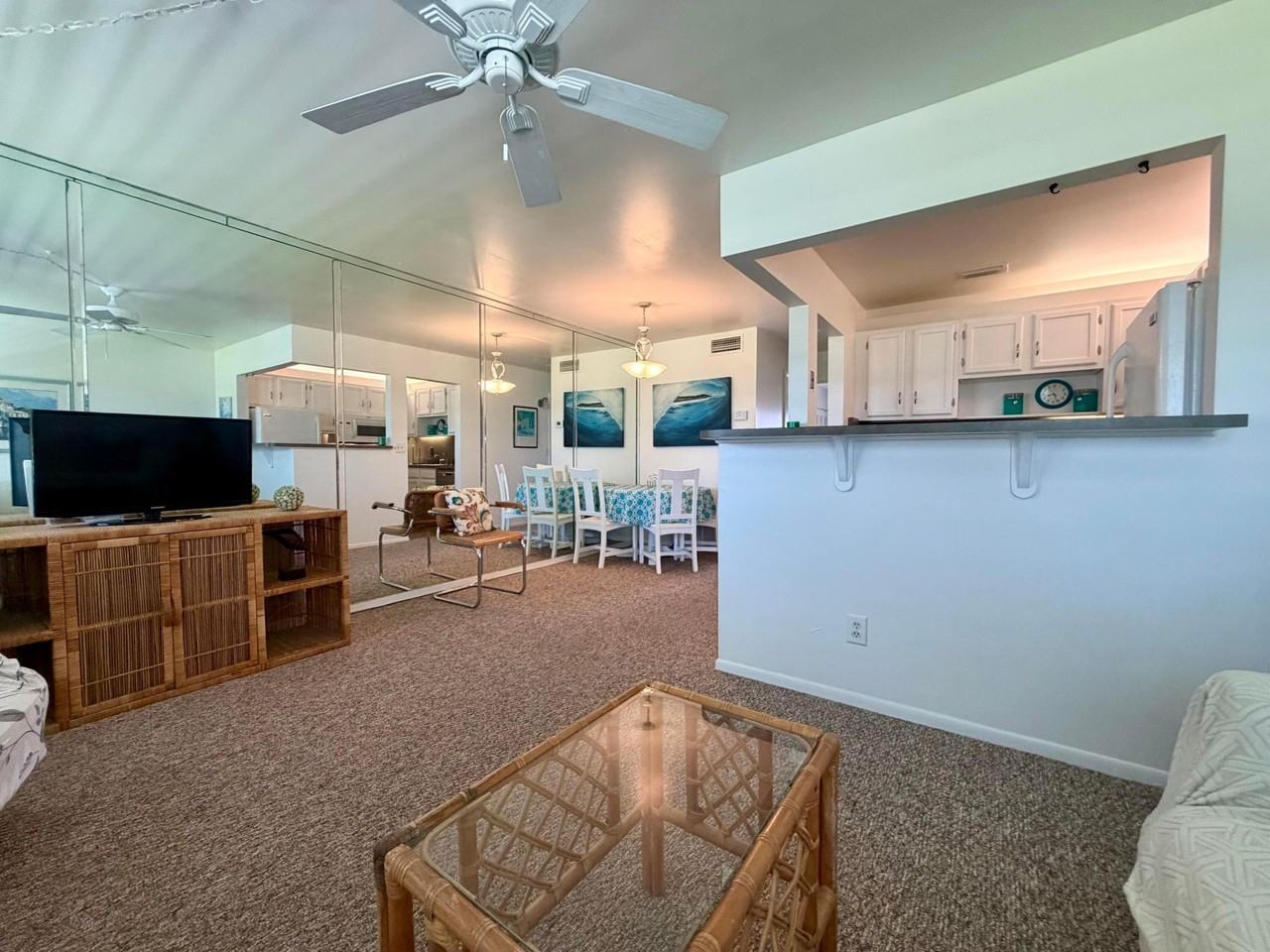 29 Pine Arbor Ln ##204 - Photo 2 of 10