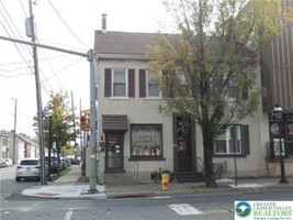 featured image of 650 N New St